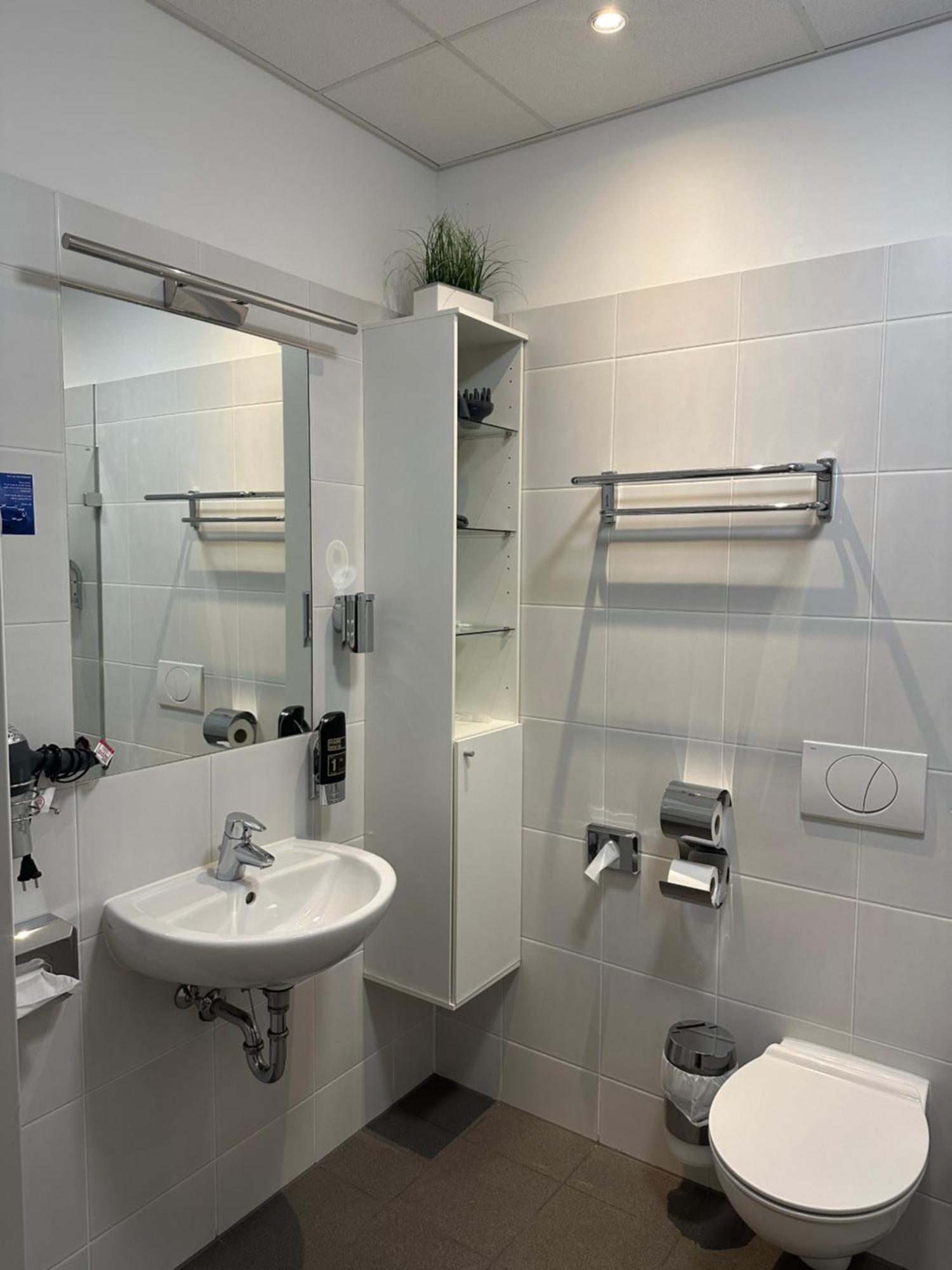 Vechelde Hotel Efcannos מראה חיצוני תמונה