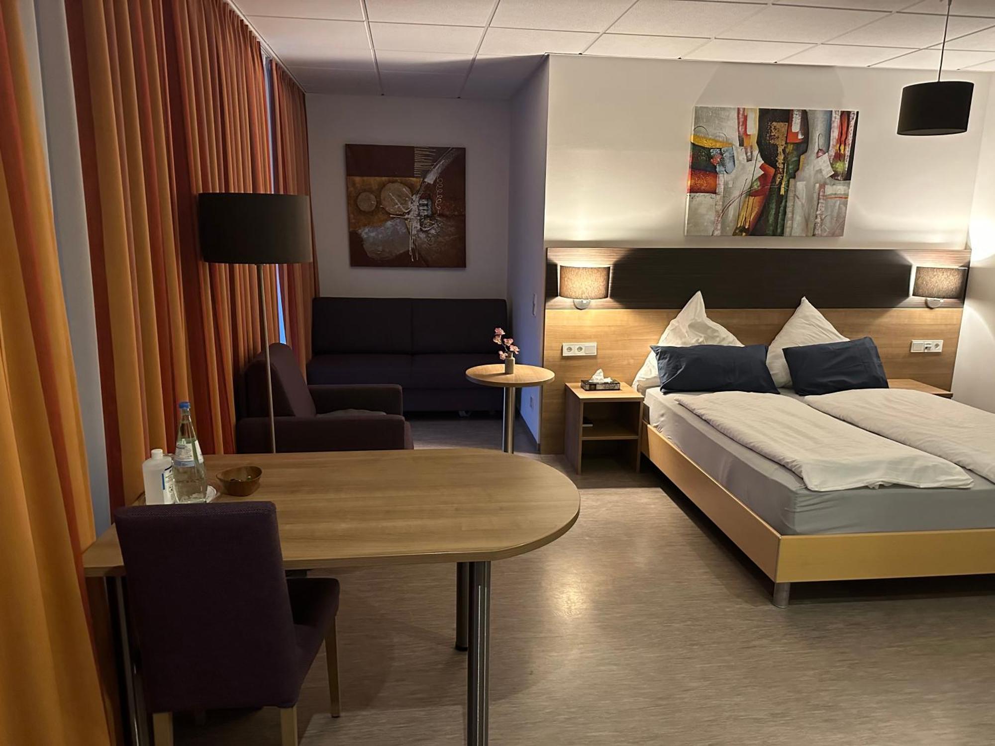 Vechelde Hotel Efcannos מראה חיצוני תמונה